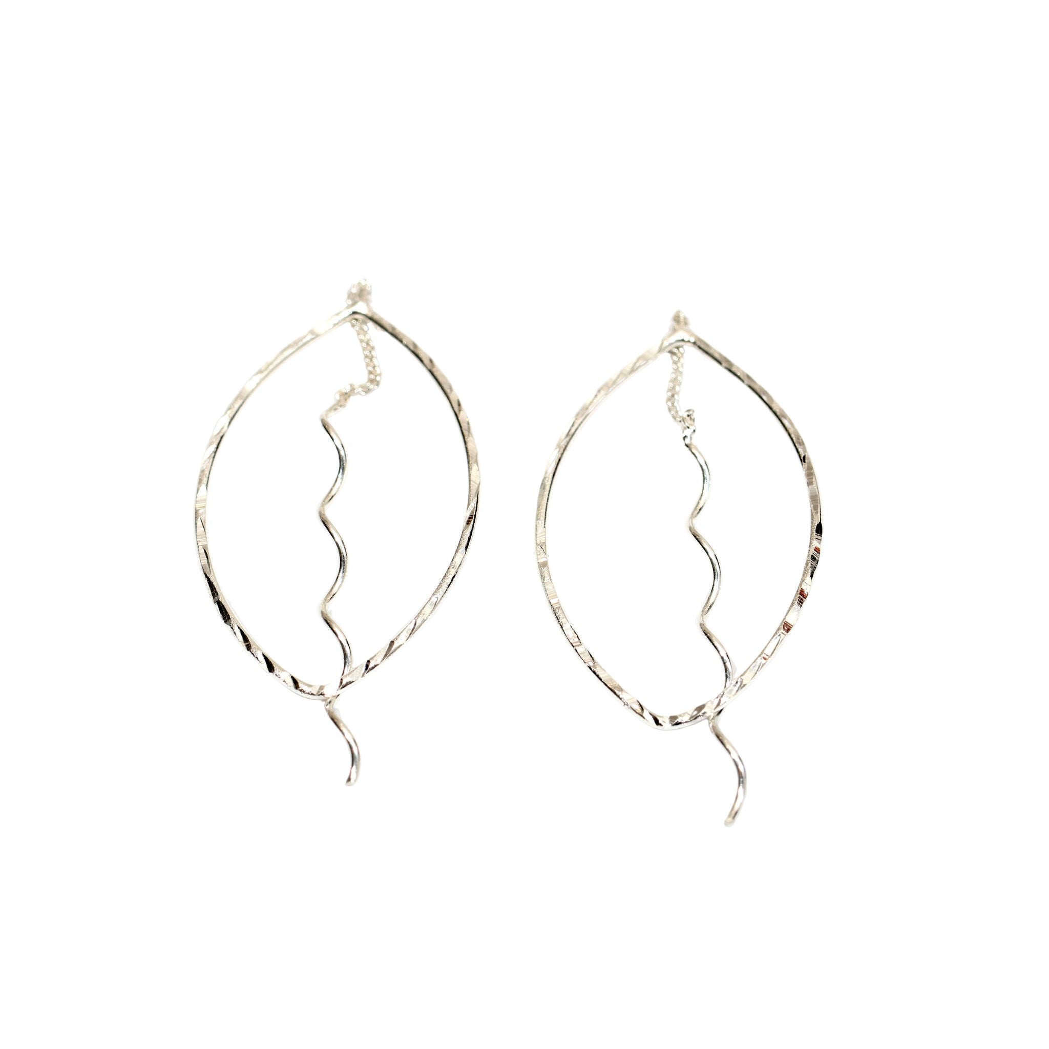 ARETES HOJA BAÑO DE PLATA